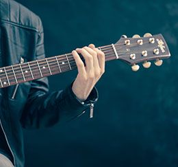 Collide, by Howie Day - guitarplayerbox - Músicas fáceis de violão para iniciantes. As melhores músicas para aprender no violão