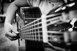 Girl, by T-Rex - guitarplayerbox - Músicas fáceis de violão para iniciantes. As melhores músicas para aprender no violão